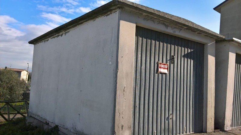 Sturno box mobile per garage a Avellino in Vendita