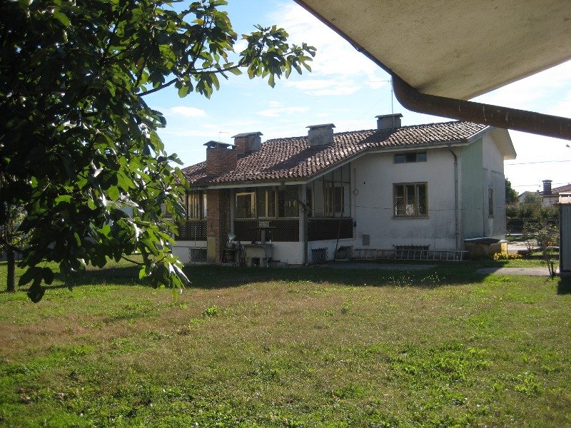 Povoletto localit Primulacco villa singola a Udine in Vendita