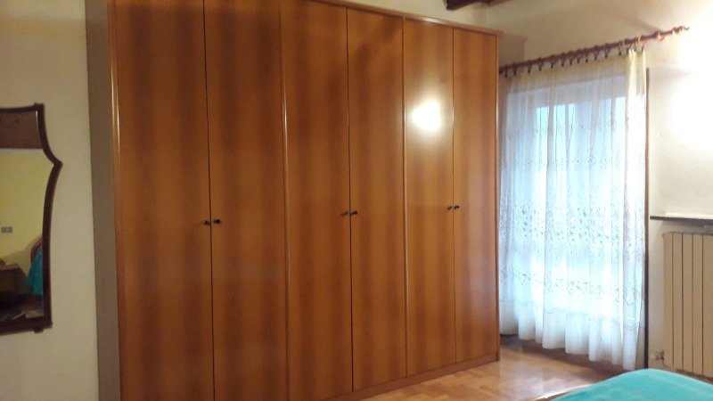 Varallo trilocale appartamento mansardato a Vercelli in Affitto