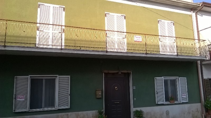 Sant'Apollinare casa indipendente a Frosinone in Vendita