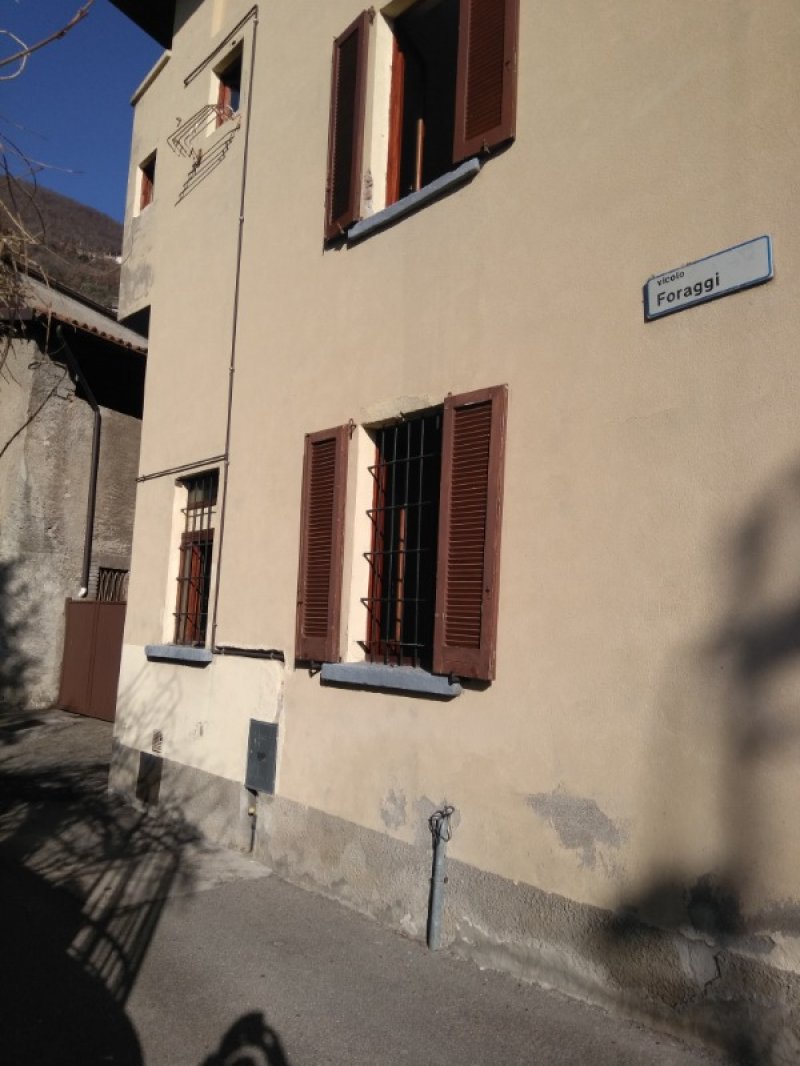 Predore casa indipendente a Bergamo in Vendita