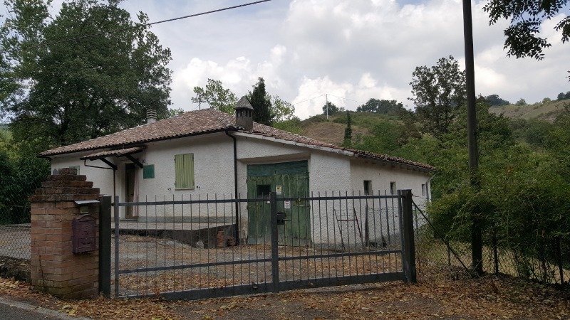 Sogliano al Rubicone zona Ville Montetiffi casa a Forli-Cesena in Vendita