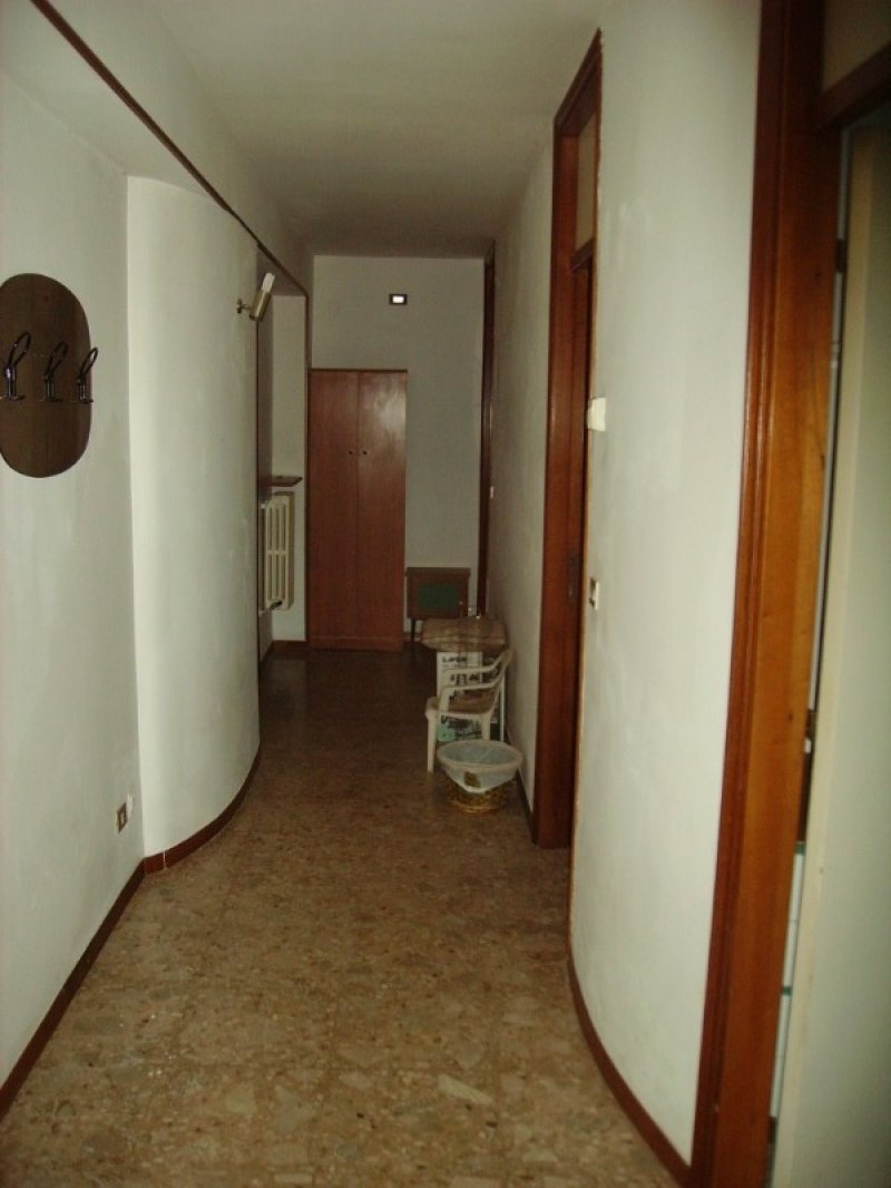Appartamento a Morro d'Alba a Ancona in Vendita