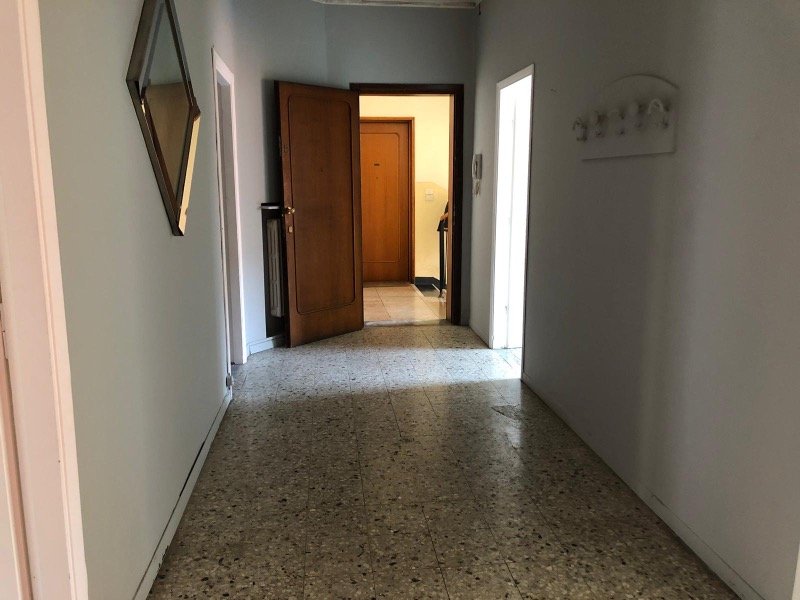 Appartamento in centro a Parma zona ospedale a Parma in Vendita