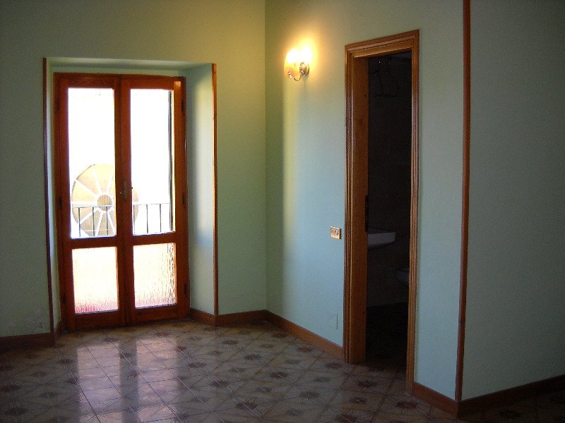 Magliano Sabina appartamento situato al centro a Rieti in Vendita