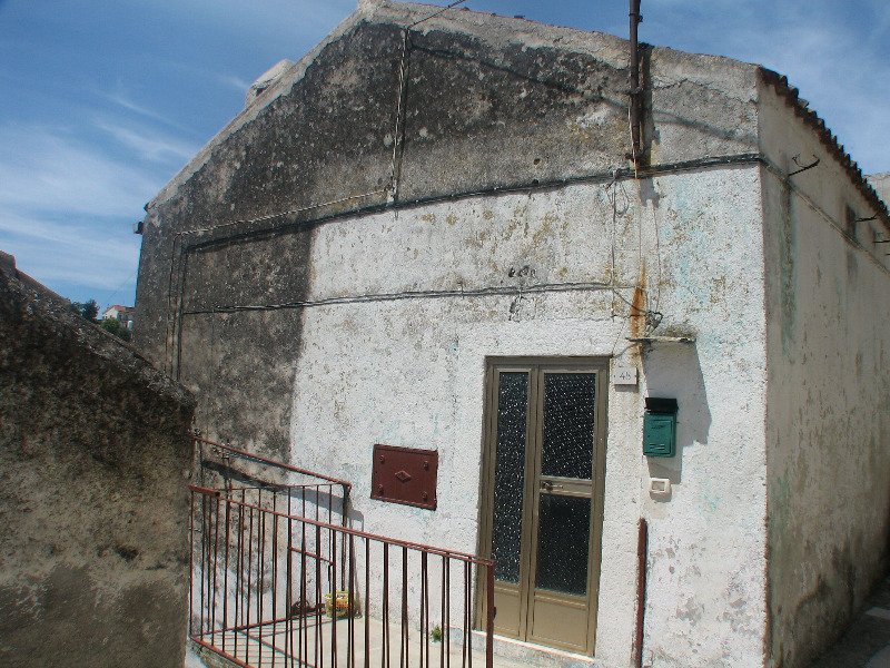 Vico del Gargano casa da ristrutturare a Foggia in Vendita