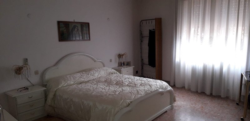 Marcellina appartamento con soffitta grezza a Roma in Vendita