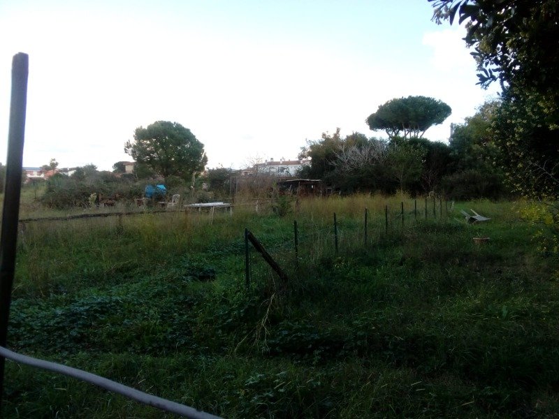 Terreno edificabile zona Madonnetta Roma a Roma in Vendita