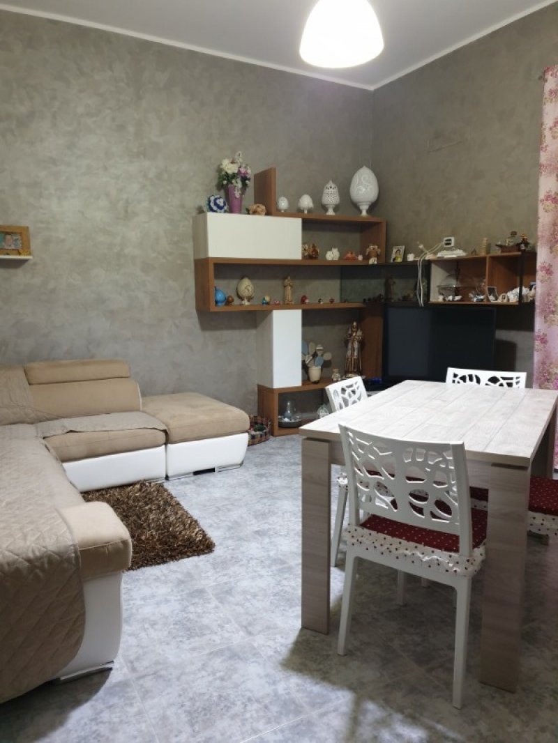 Appartamento al piano terra a Grottaglie a Taranto in Vendita
