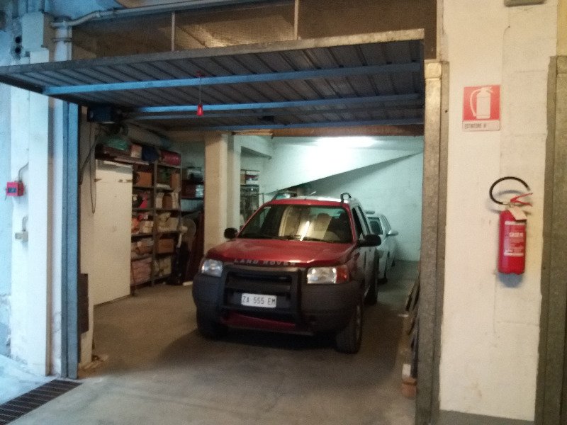 Torino garage da due posti auto a Torino in Affitto