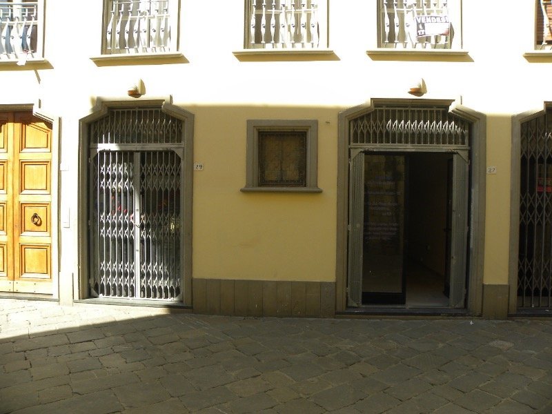 Negozio sito in Grosseto nel centro storico a Grosseto in Affitto