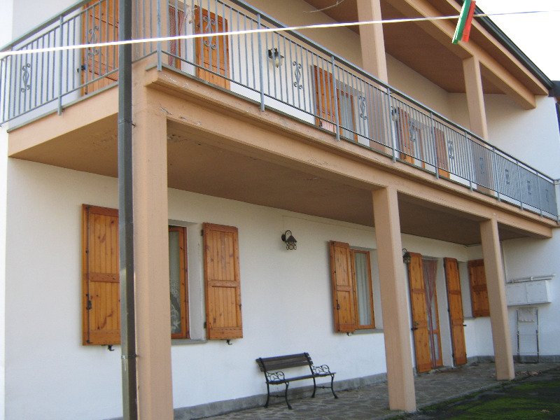 Zocca appartamento arredato a Modena in Affitto
