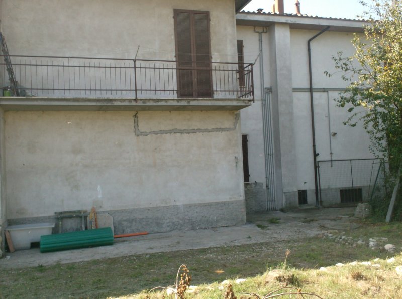 Voghera immobile con appartamenti varie metrature a Pavia in Vendita