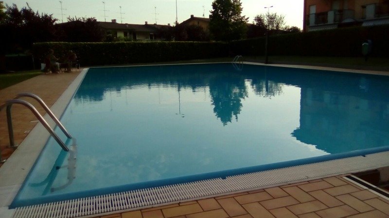 Sirmione bilocale in residence con piscina a Brescia in Affitto