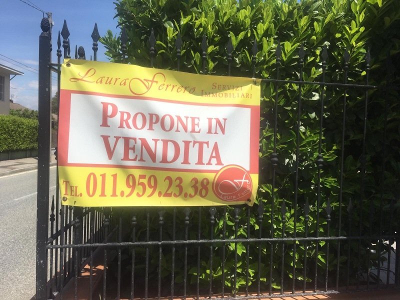 Appartamento a Rivoli a Torino in Vendita