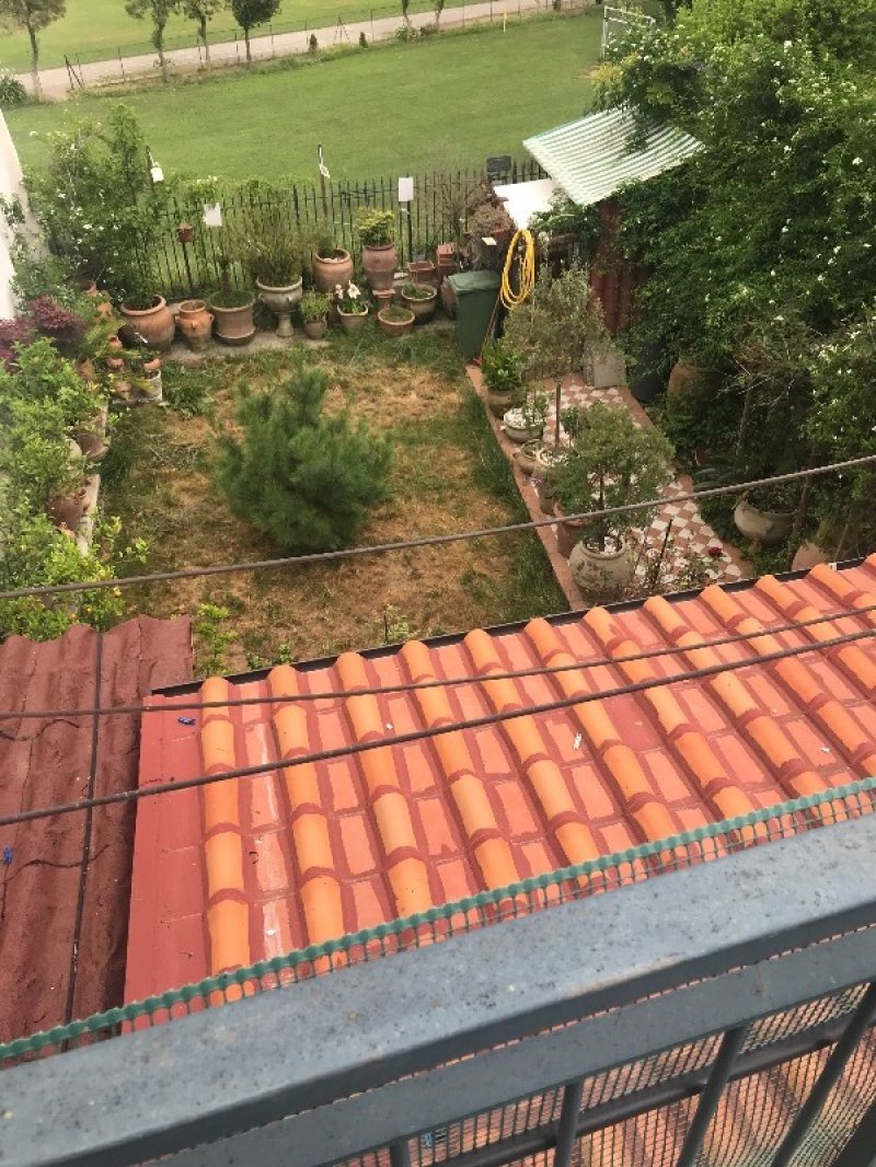 Baronissi casa con giardino a Salerno in Vendita