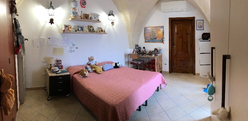 Grottaglie appartamento vicino castello episcopio a Taranto in Vendita