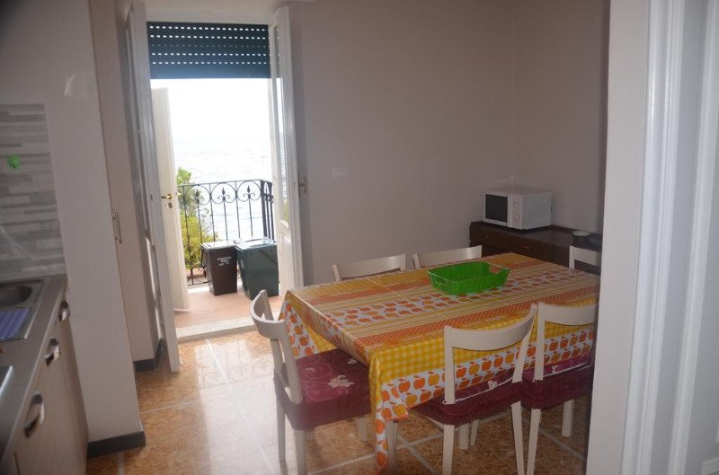 Lerici appartamento sito in Tellaro a La Spezia in Affitto
