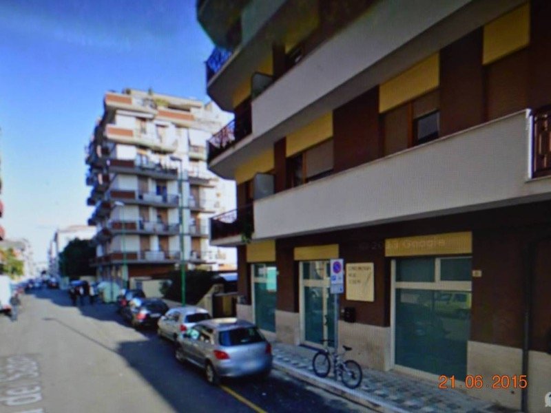 Pescara stanza in appartamento ammobiliato a Pescara in Affitto