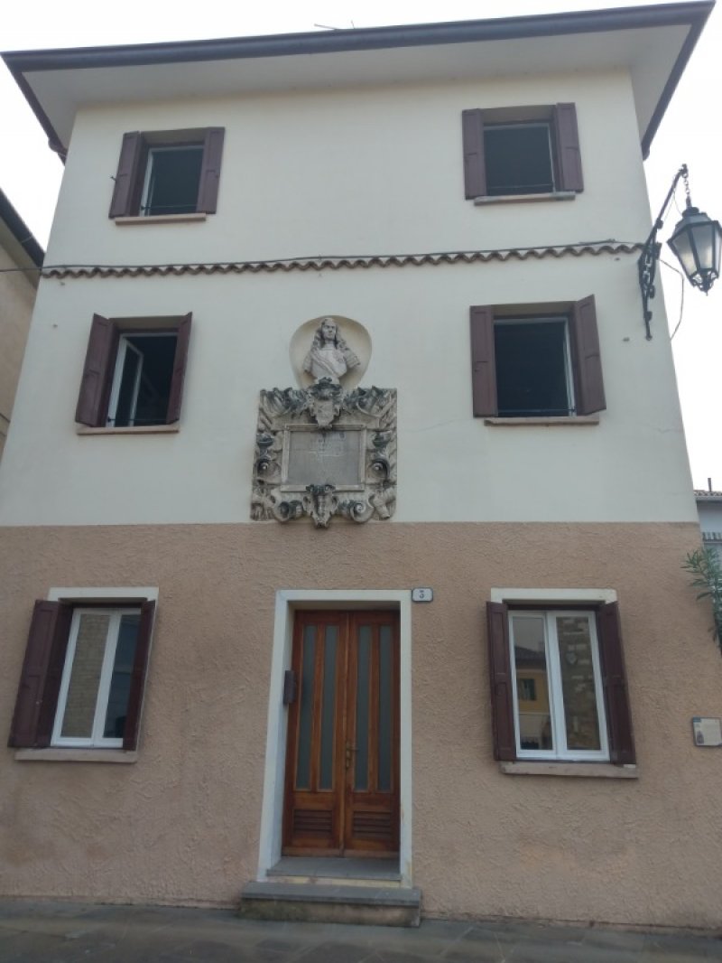 Centro storico di Marano Lagunare villetta schiera a Udine in Vendita