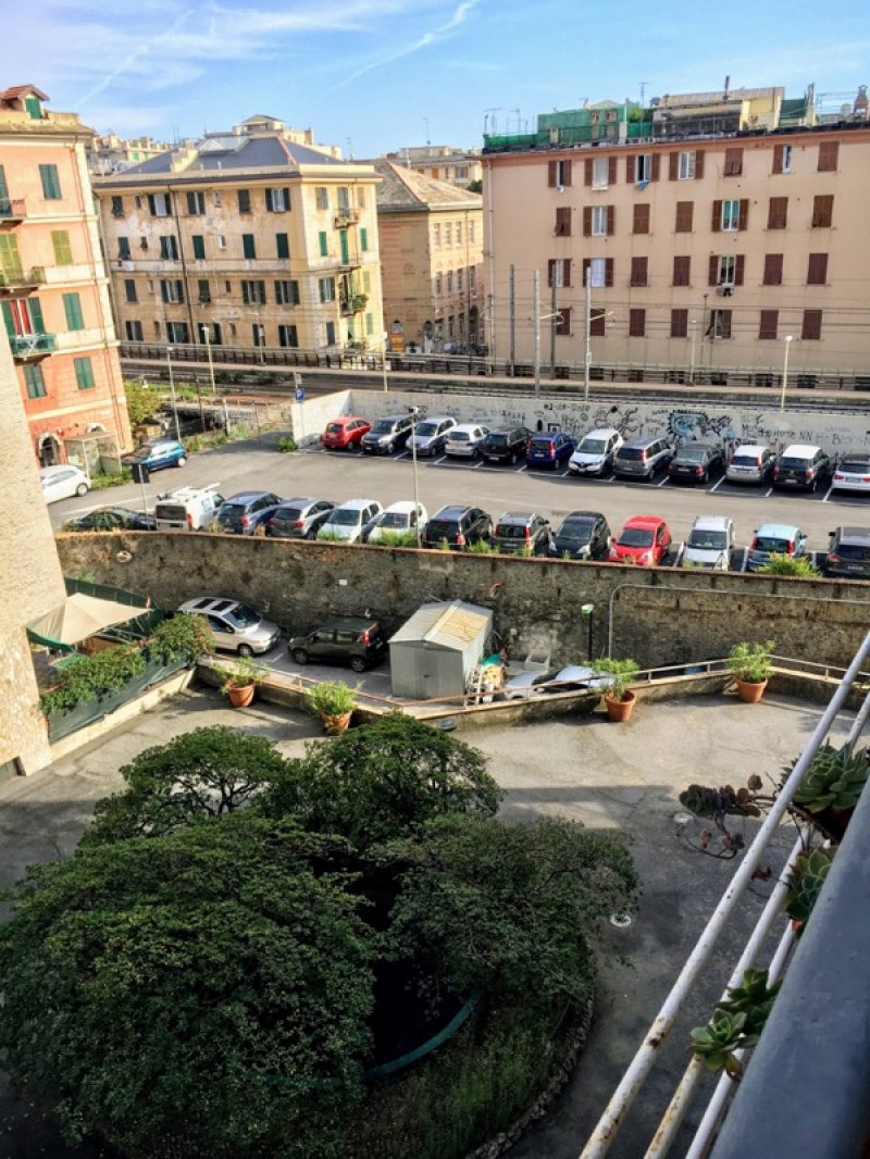 Genova appartamento a Pegli a Genova in Affitto