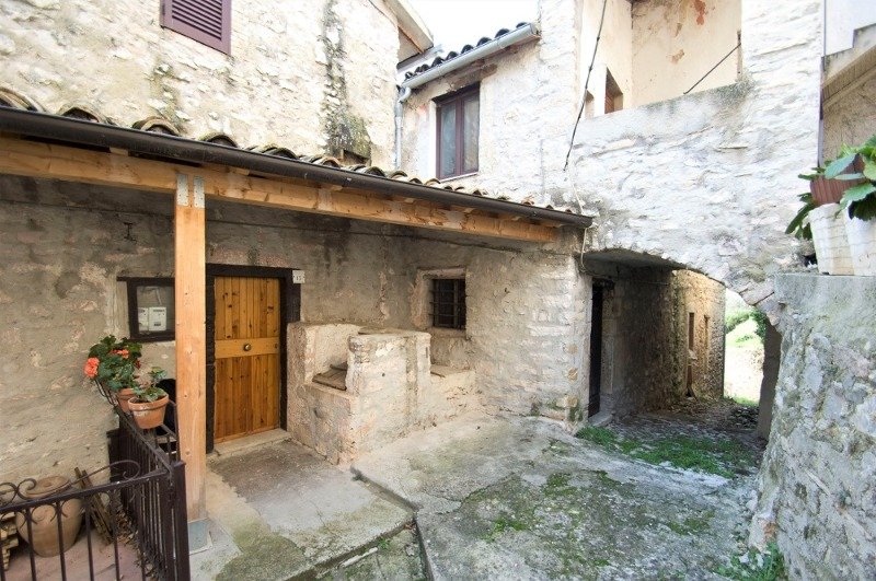 Spoleto casa rurale a Perugia in Vendita