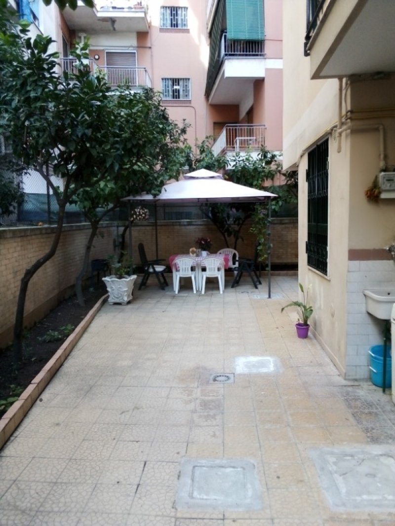Portici appartamento con giardino di propriet a Napoli in Vendita