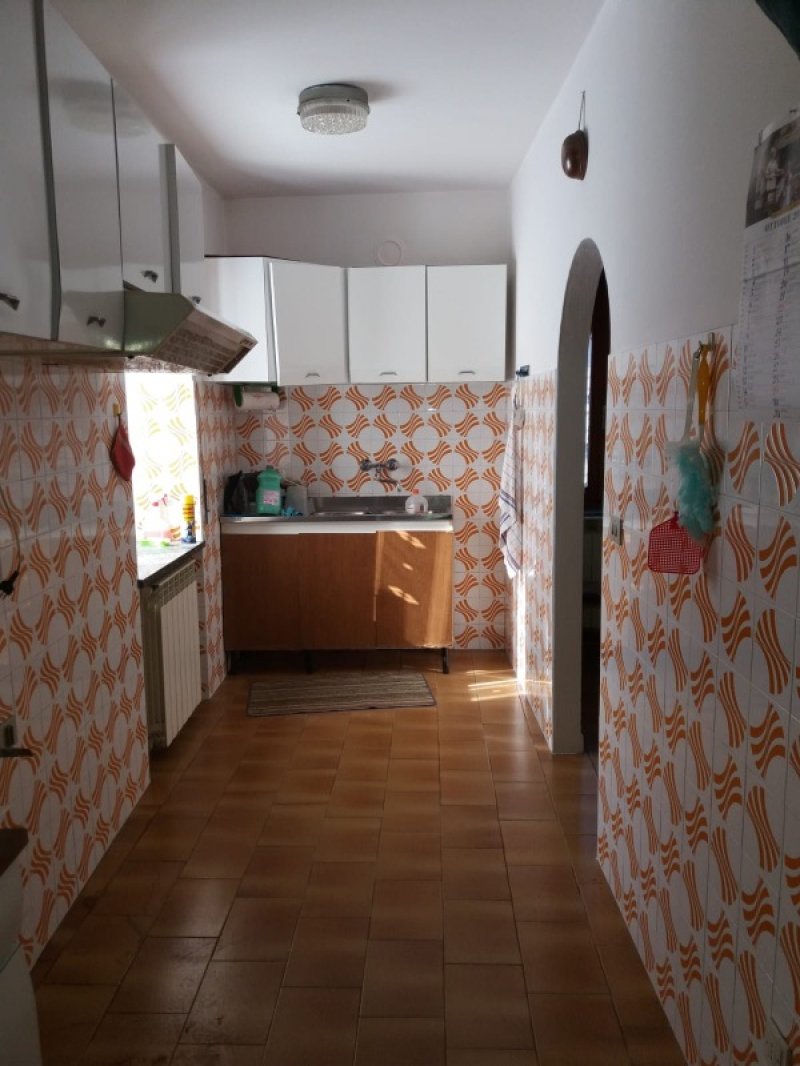 Cambiasca casa ristrutturata a Verbano-Cusio-Ossola in Vendita