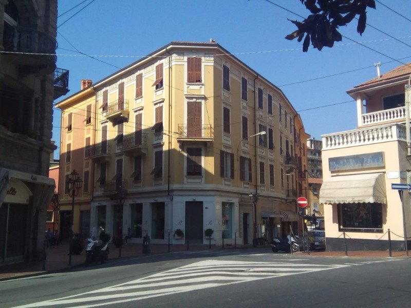 Ventimiglia centro appartamento a Imperia in Vendita