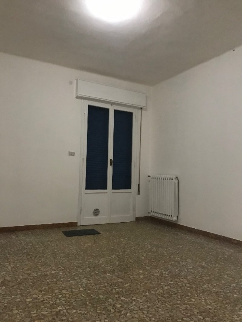 Imola appartamento luminoso a Bologna in Vendita