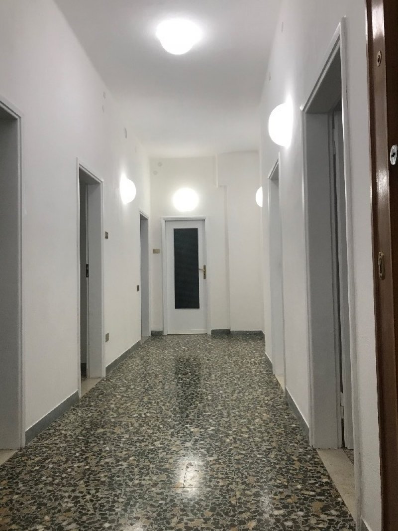 Imola appartamento luminoso a Bologna in Vendita