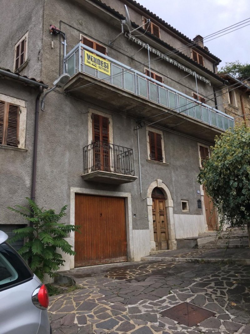Acquasanta Terme casa a Ascoli Piceno in Vendita