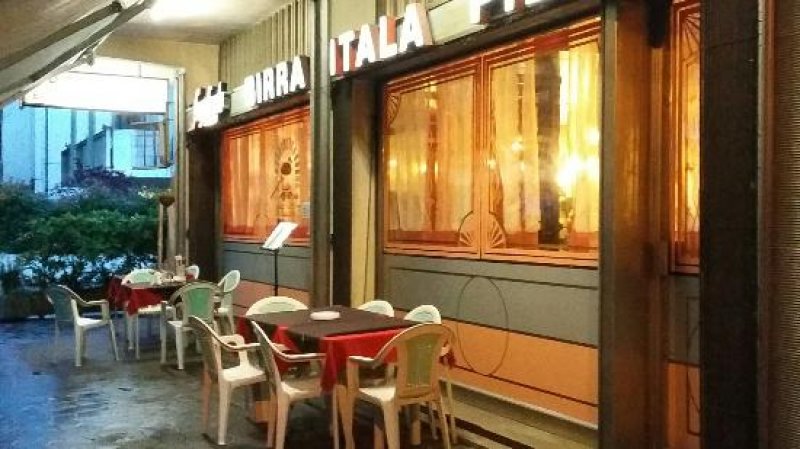Ad Abano Terme pizzeria con pranzi veloci a Padova in Vendita