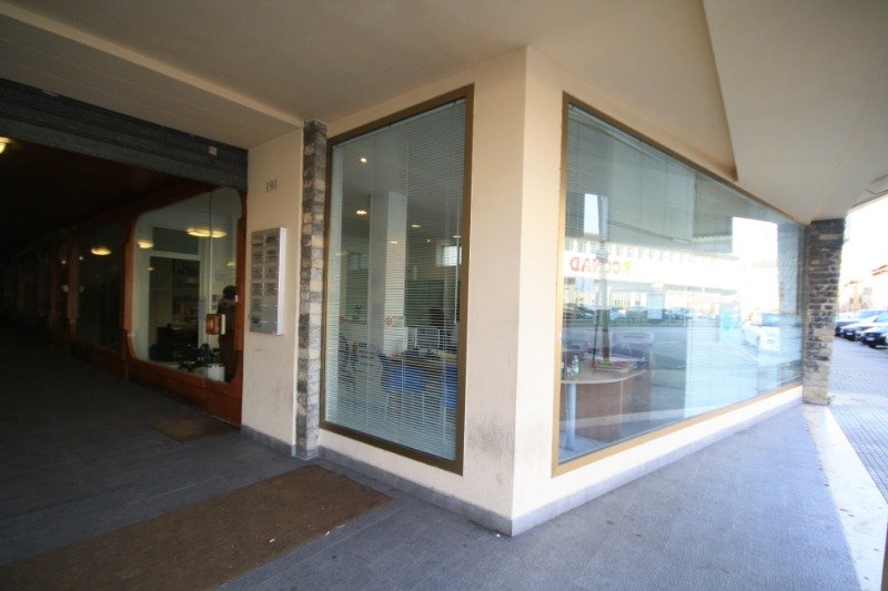 Cascina fondo uso ufficio commerciale a Pisa in Affitto