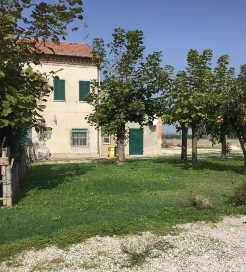 Alfonsine in frazione Longastrino casa a Ravenna in Vendita