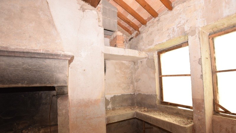 Gubbio casale storico in zona agricola a Perugia in Vendita