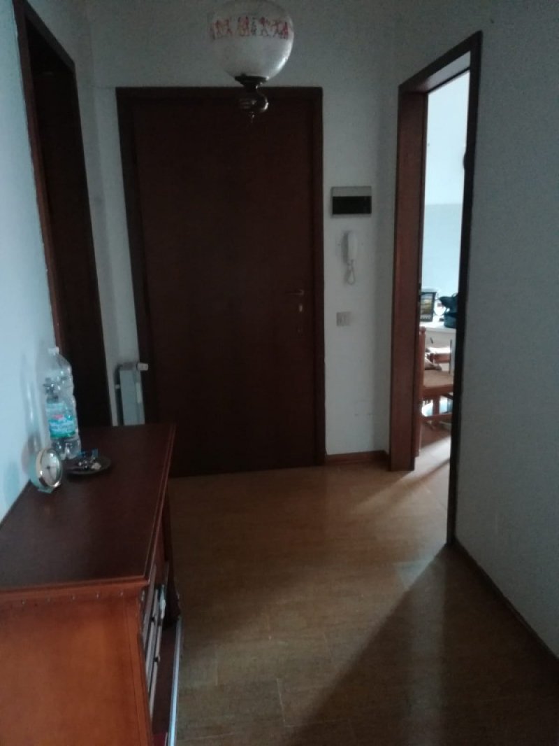 Appartamento in condominio sito a Livorno a Livorno in Vendita