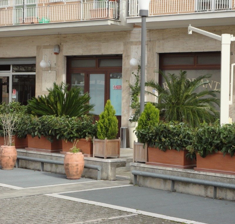 Matera centro locale commerciale a Matera in Vendita