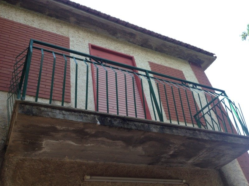 Montelepre appartamenti in palazzina a Palermo in Vendita