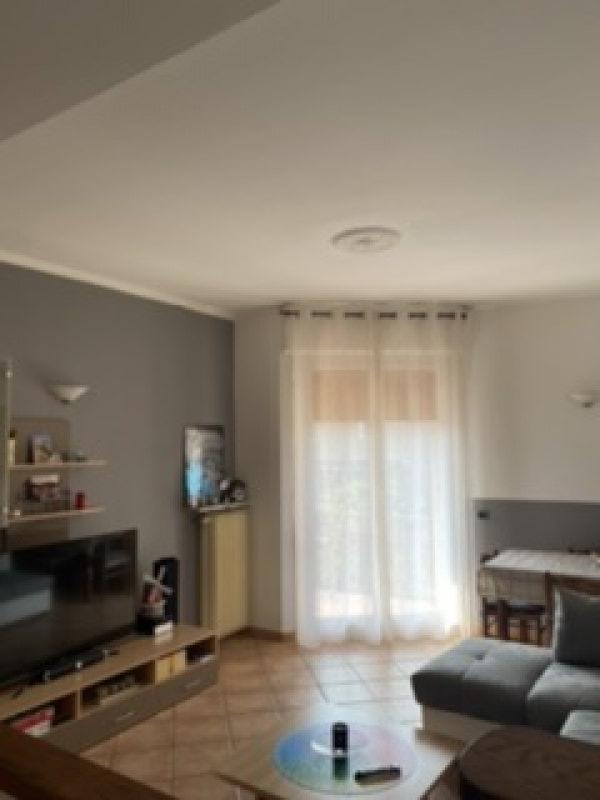 Arona appartamento ristrutturato a Novara in Vendita