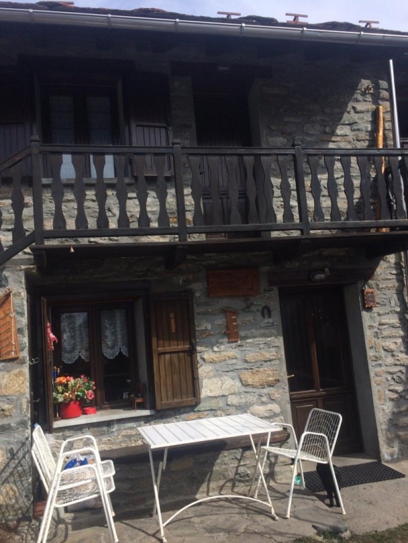Champorcher casa tipica di montagna a Valle d'Aosta in Vendita