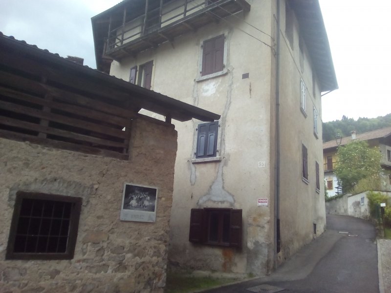 Pieve di Ledro casa rustica a Trento in Vendita