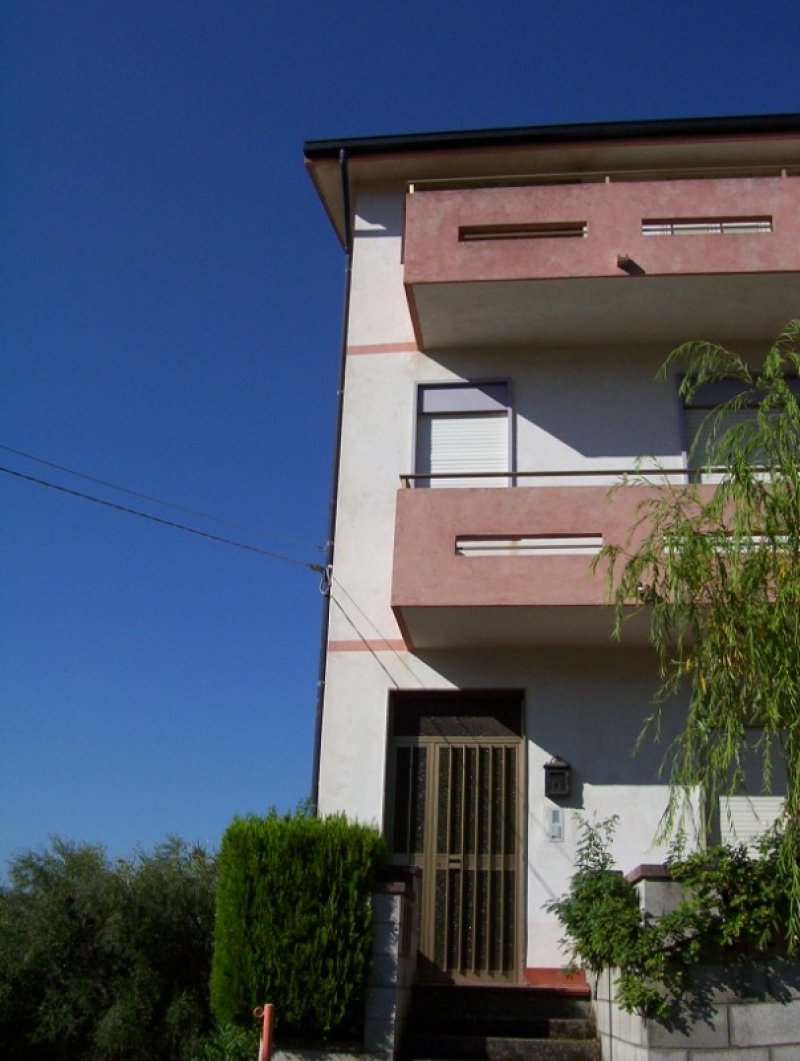 Appartamento panoramico a Ficarra a Messina in Vendita