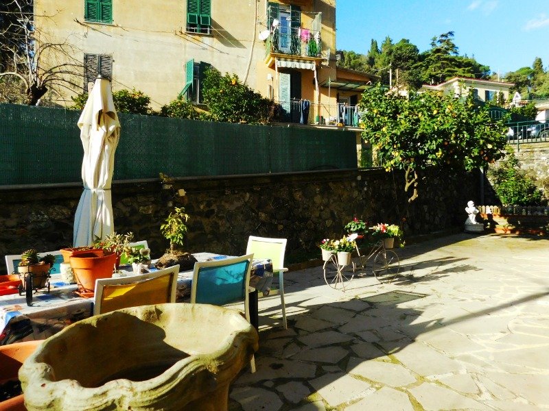 A Levanto appartamento con giardino privato a La Spezia in Vendita