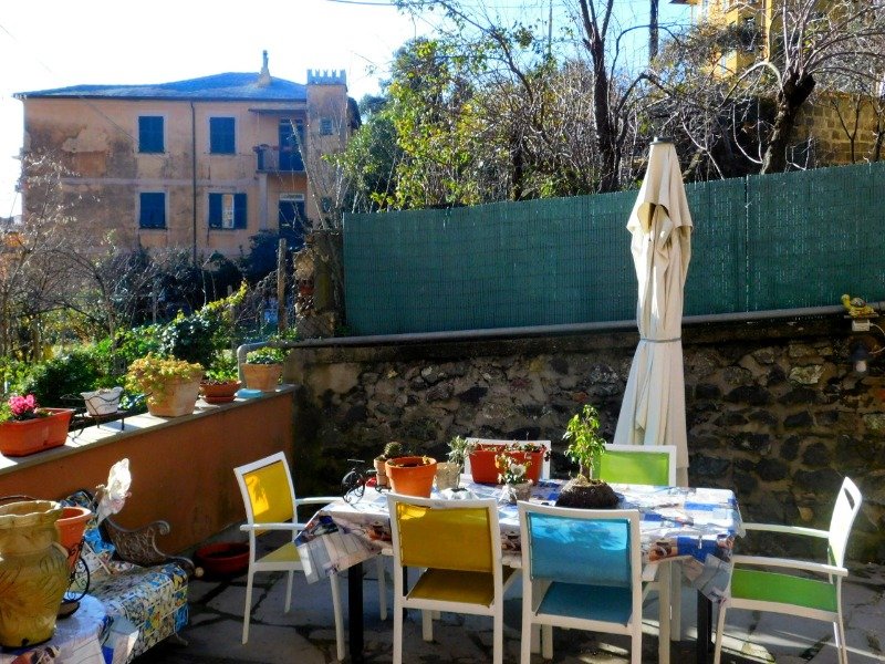 Levanto appartamento con giardino a La Spezia in Vendita
