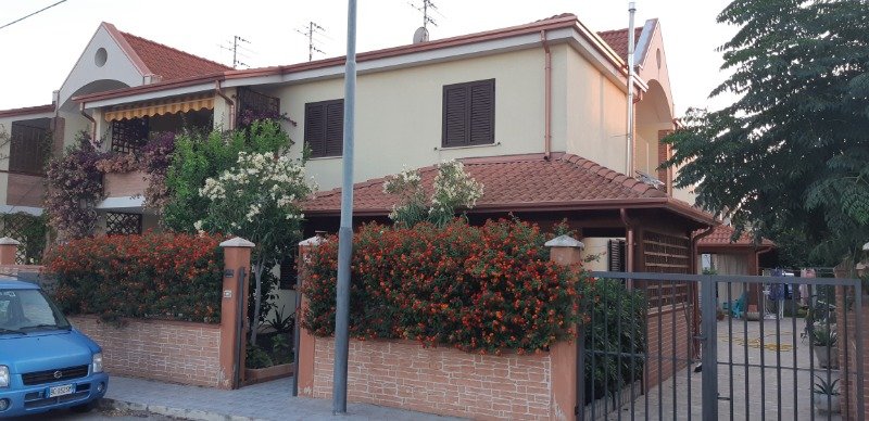 Steccato di Cutro appartamento estivo a Crotone in Affitto