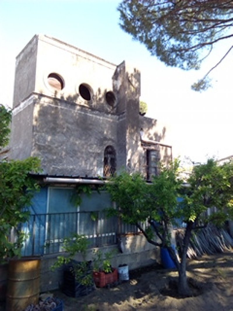 Torre del Greco casolare di vecchia costruzione a Napoli in Vendita