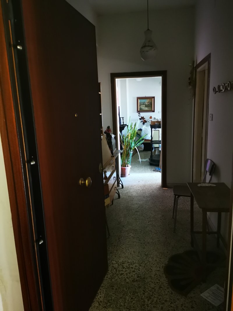 Santa Maria Capua Vetere appartamento 3 vani a Caserta in Vendita
