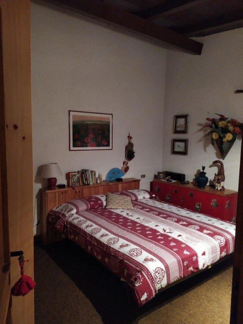 Zona Gastagh Gallio appartamento con travi a vista a Vicenza in Affitto