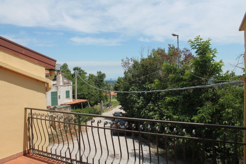 Bellante villetta panoramica a Villa Penna Alta a Teramo in Vendita